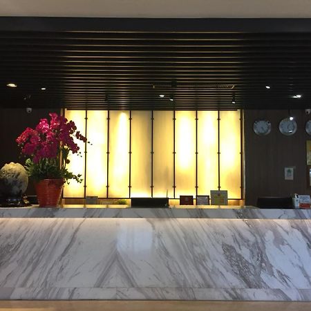 Hunt Champion Hotel Tajcshung Kültér fotó